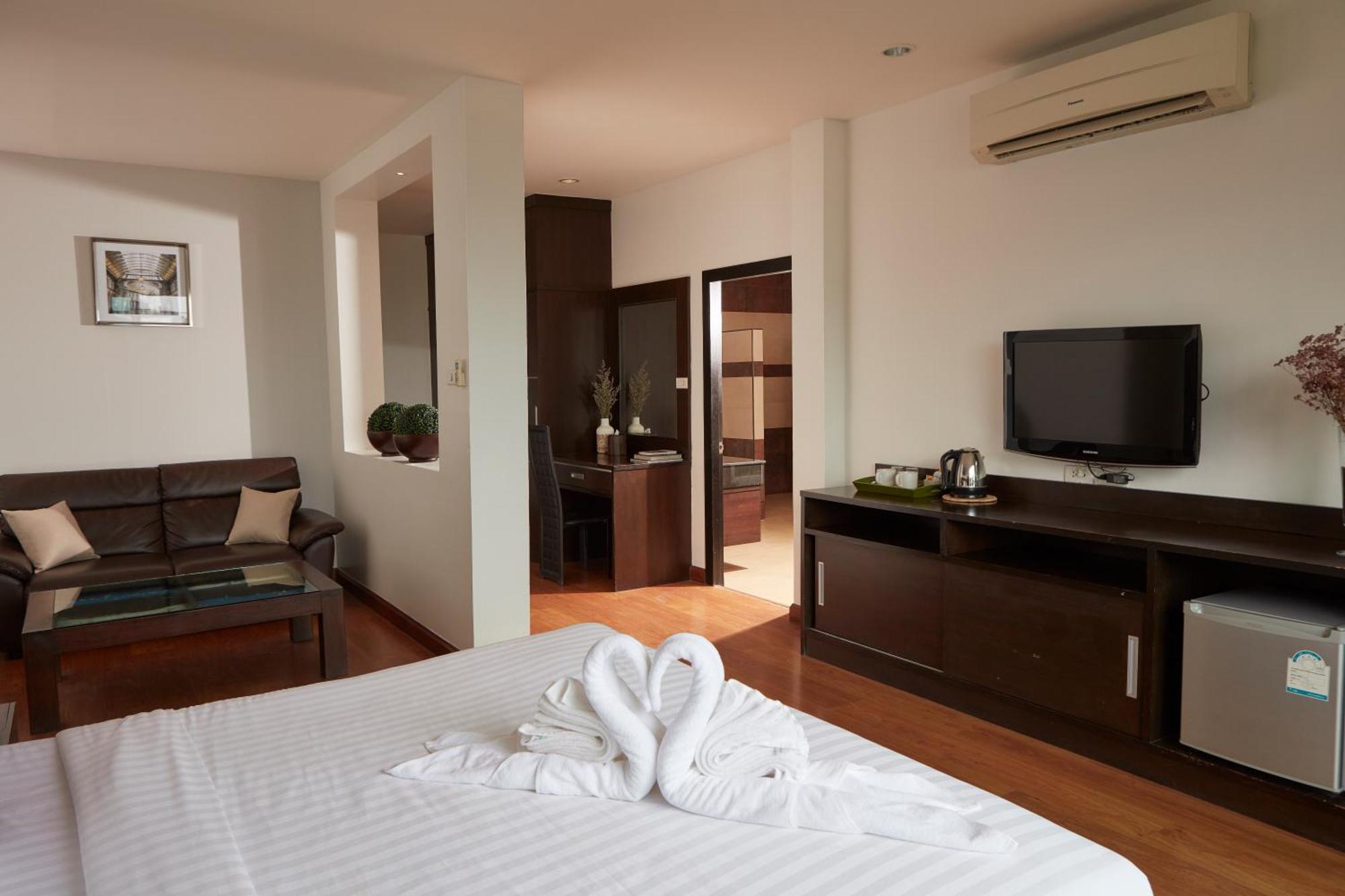 Rhienchai Place Hotel Surat Thani Eksteriør billede